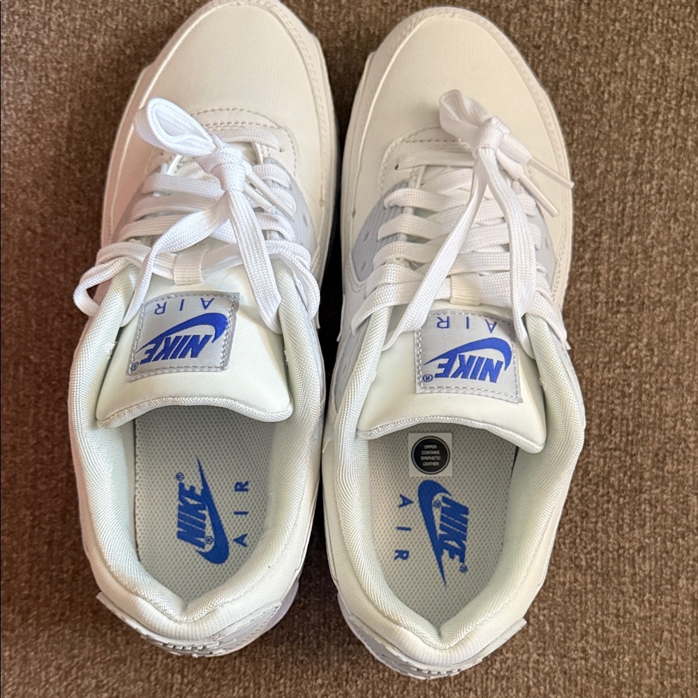 Nike Air Max 90 White with Blue Swoosh - Picture 3 of 8